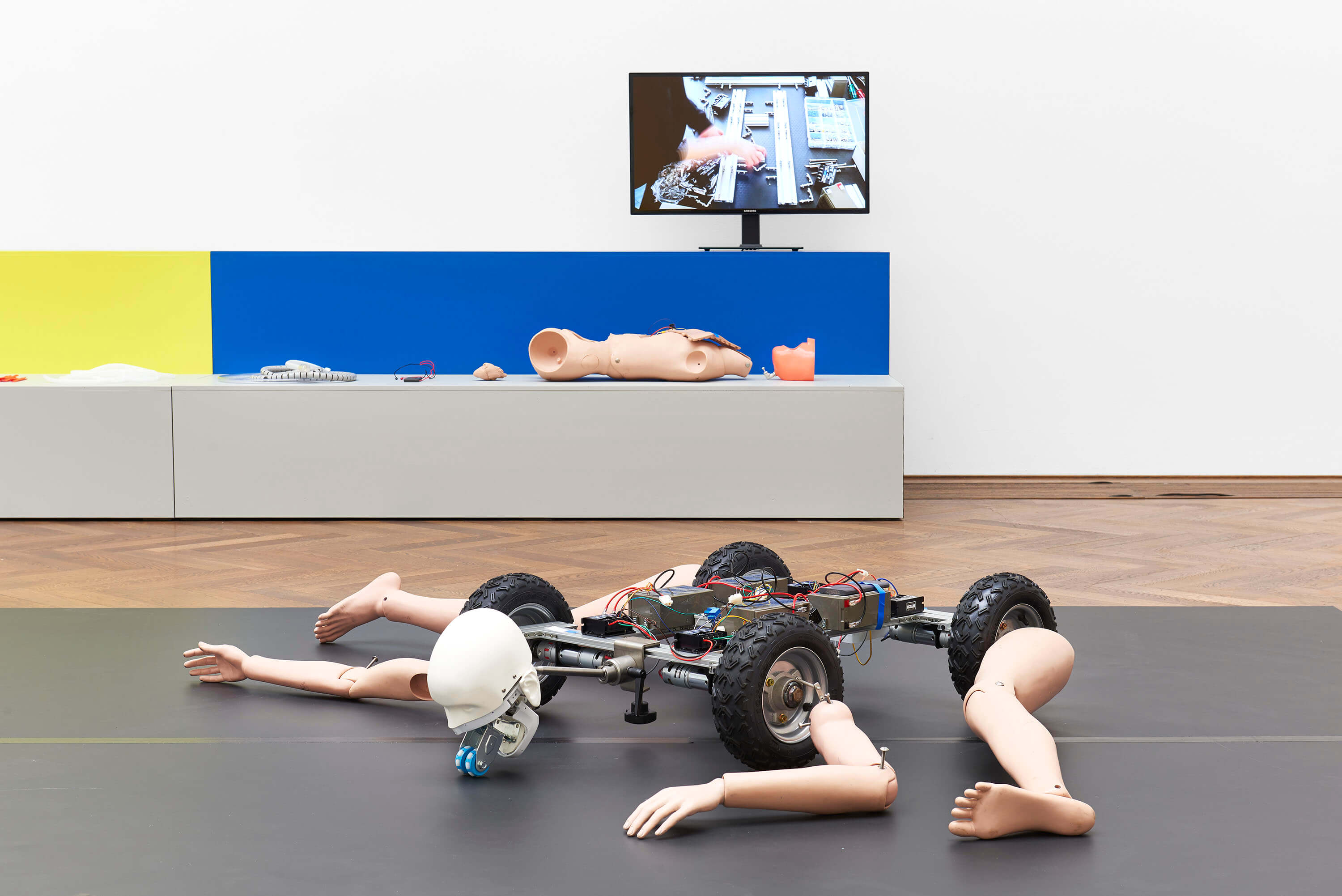Geumhyung Jeong, installation view, Homemade RC Toy, Kunsthalle Basel, 2019. Photo: Philipp Hänger / Kunsthalle Basel